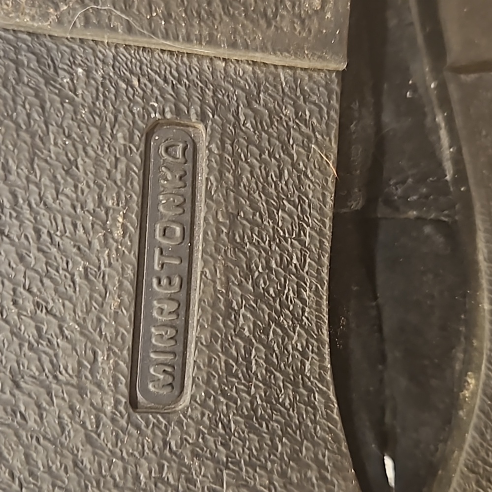 Minnetonka Moccasins - Picture 6 of 6